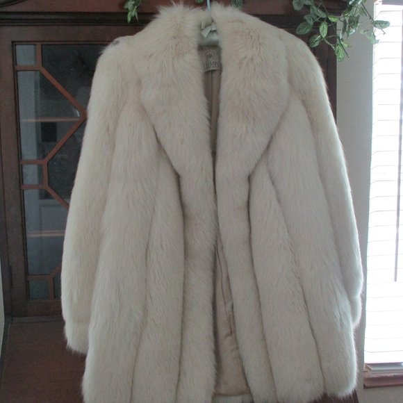 Gorgeous Blush Fox Fur Stroller Coat - Picture 1 of 7